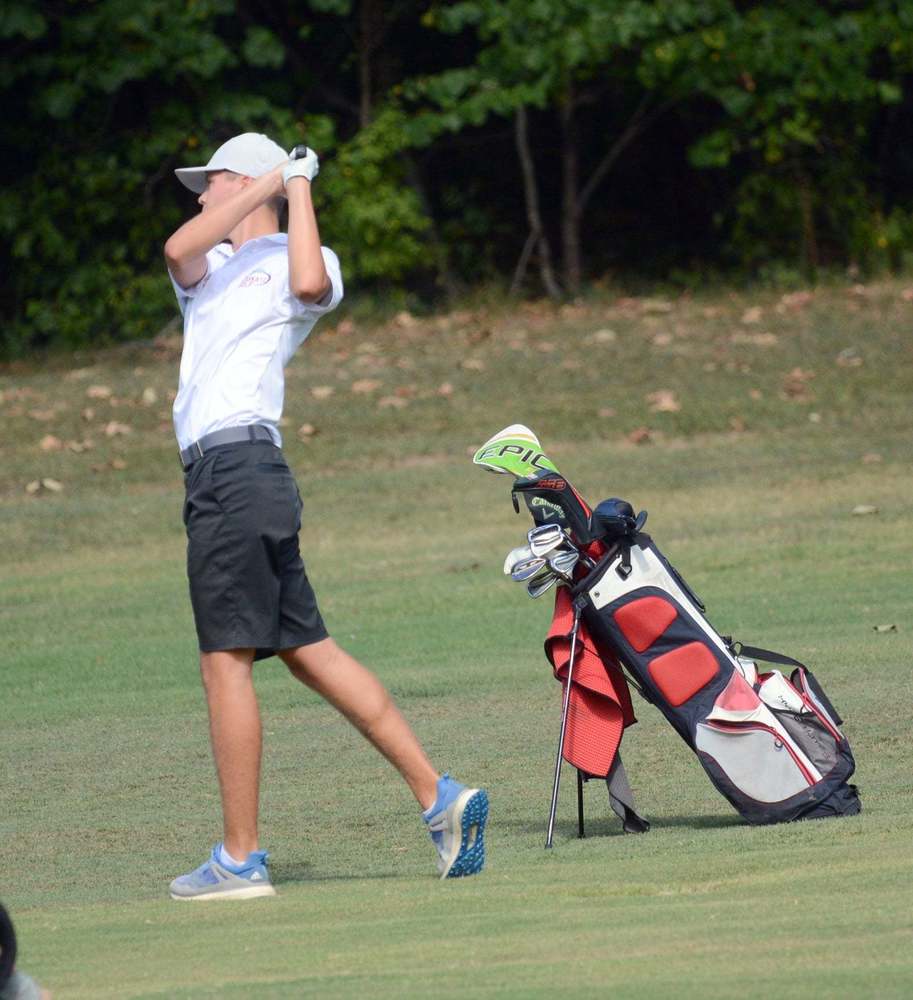 Bearkatz Win 2nd Straight Golf Match